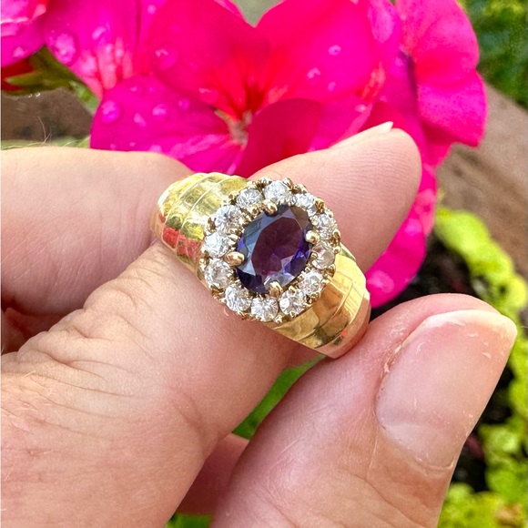 Amethyst Diamond Halo Ring, 10k Yellow Gold, Sz 8, Like New - Picture 7 of 11